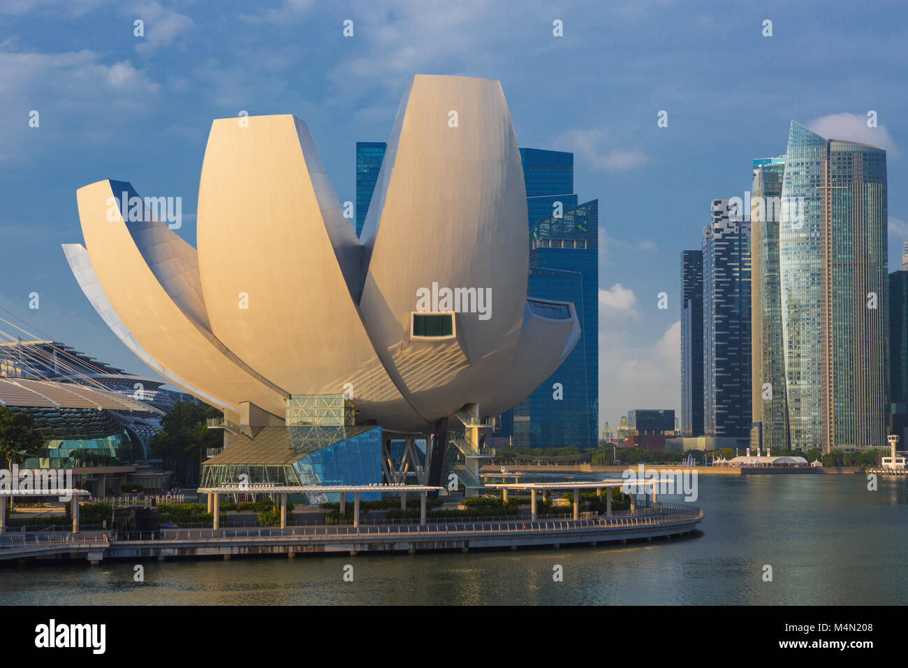 La ville de Singapour au lever du soleil Banque D'Images