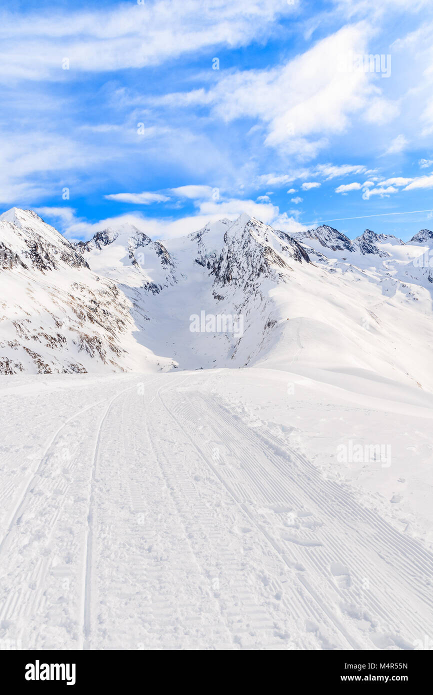Pistes de randonnée en montagne pendant la saison d'hiver, domaine skiable Obergurgl-Hochgurgl, Autriche Banque D'Images
