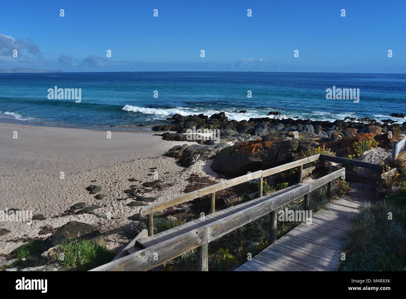 Plage d'hiver clair frais à pied à coulisse et Carrickalinga seconde vallée près de Normanville,Victor Harbor, Adélaïde, Australie du Sud Banque D'Images