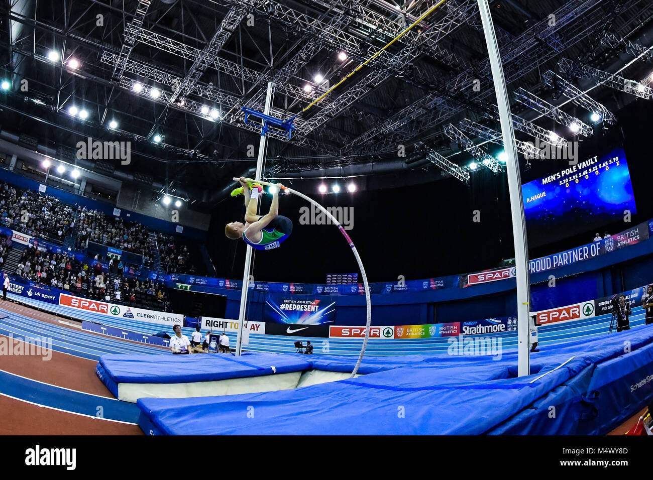 Birmingham, UK. Feb 18, 2018. Adam Haye en action aujourd'hui, au cours de la Perche hommes durant la finale SPAR Athlétisme Indoor Championships 2018 Arena à Birmingham le dimanche, 18 février 2018. BIRMINGHAM ENGLAND. Credit : Taka Wu/Alamy Live News Banque D'Images