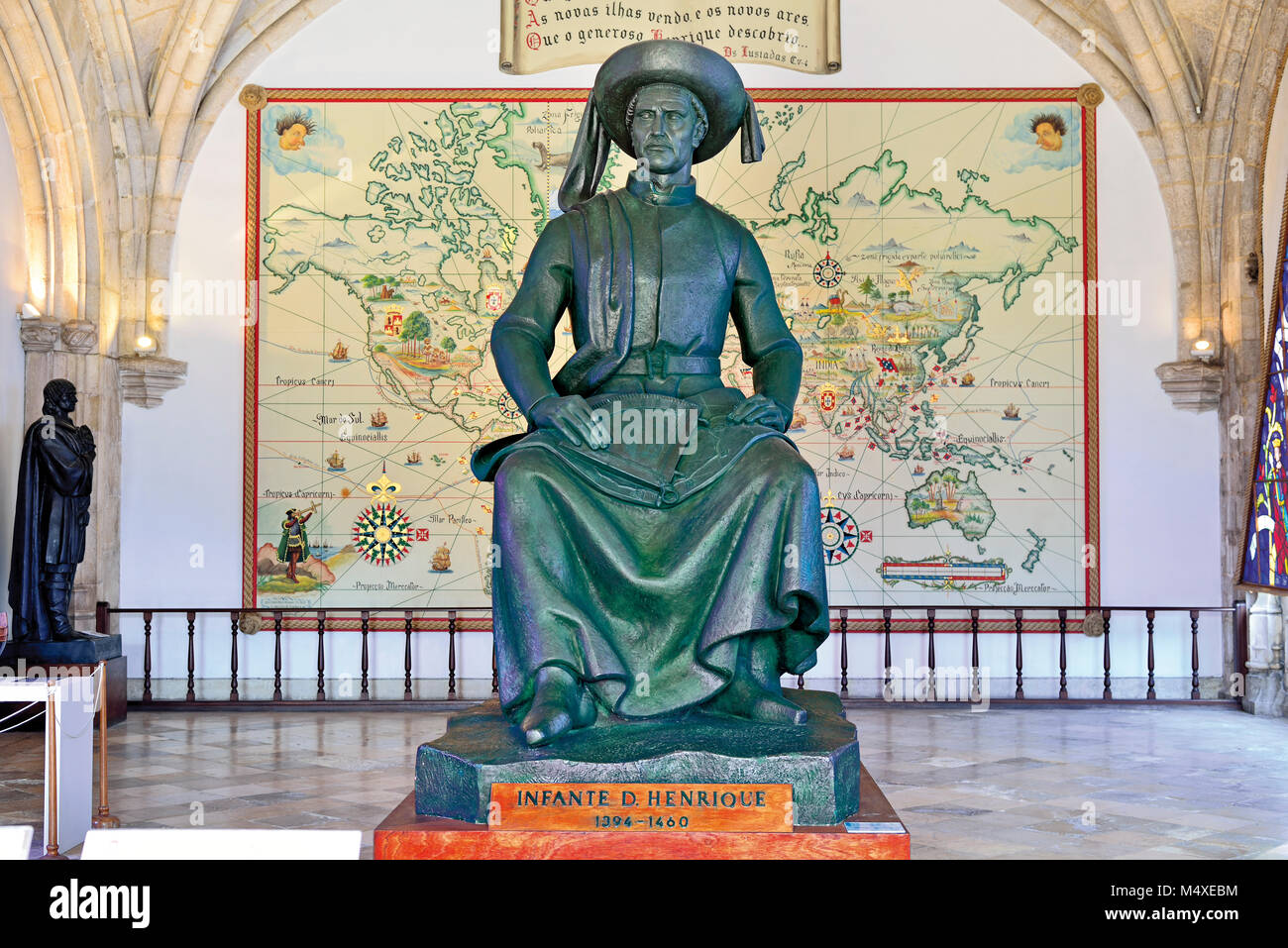 Statue du Prince Henri le Navigateur dans le Musée Maritime de Lisbonne Banque D'Images
