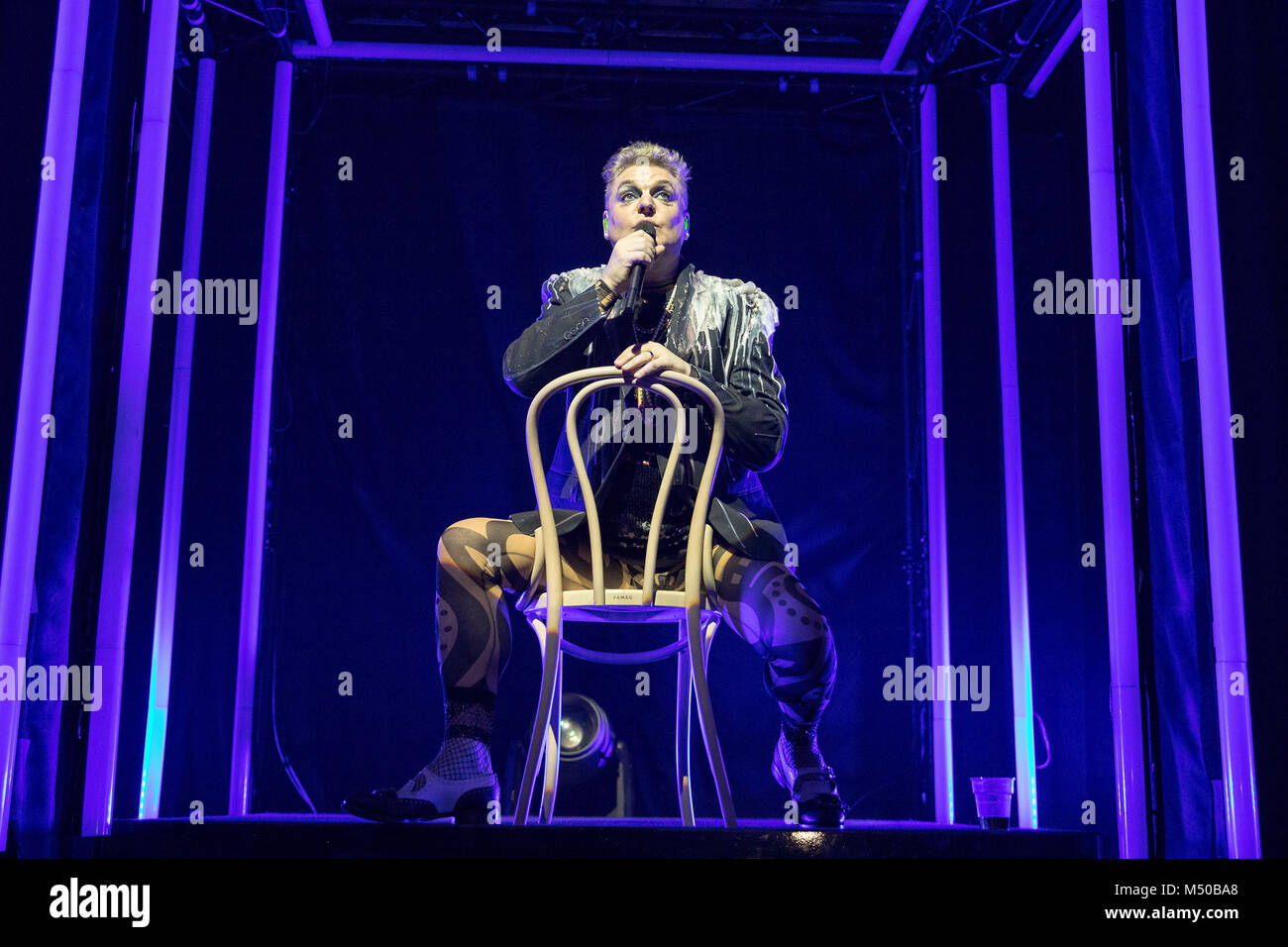 Brighton, UK. Feb 19, 2018. Andy Bell d'effacement, de l'exécution du Brighton Dome, England Crédit : Jason Richardson/Alamy Live News Banque D'Images