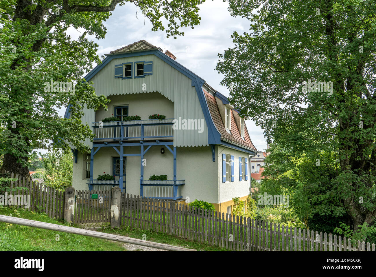 Gabriele Münter Maison avec jardin et arbres à Murnau Bavière, Allemagne Banque D'Images