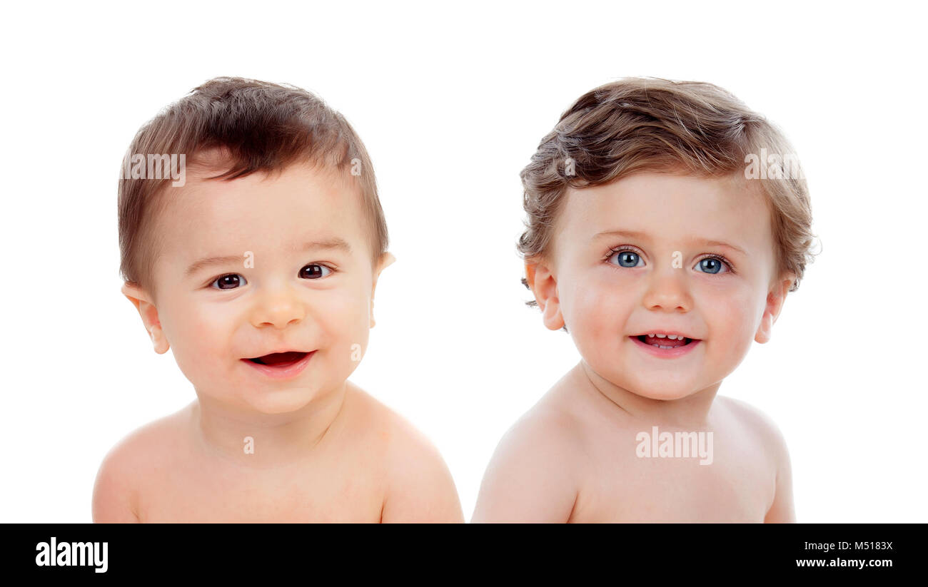 Couple De Jumeaux Bebe Fille Et Garcon Assis Isole Sur Fond Blanc Photo Stock Alamy