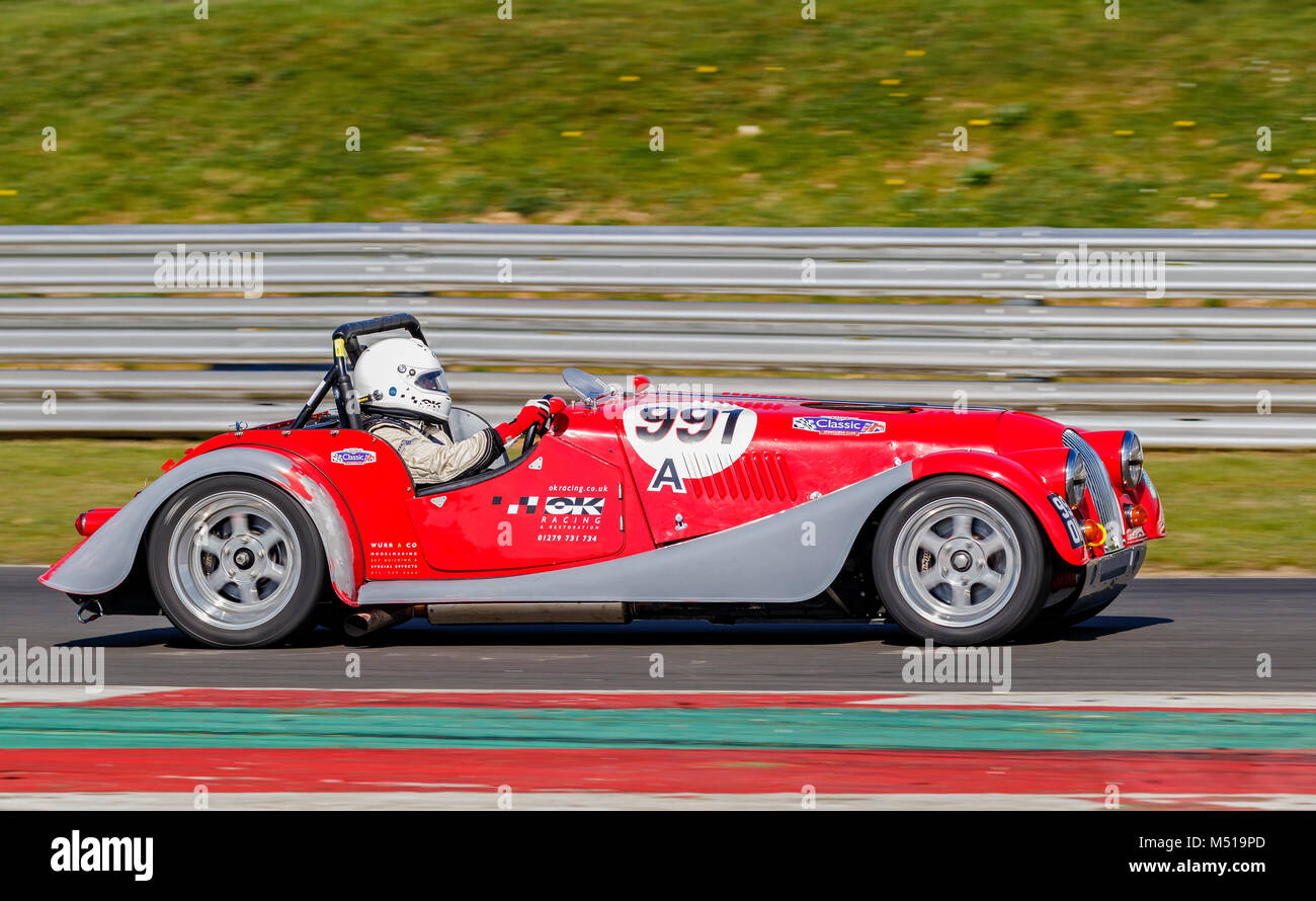 1984 Morgan Plus 8 R avec chauffeur Matthieu Wurr durant la SCLC avenir Avantage Sport course classiques de Snetterton Motor Circuit, Norfolk, Royaume-Uni. Banque D'Images