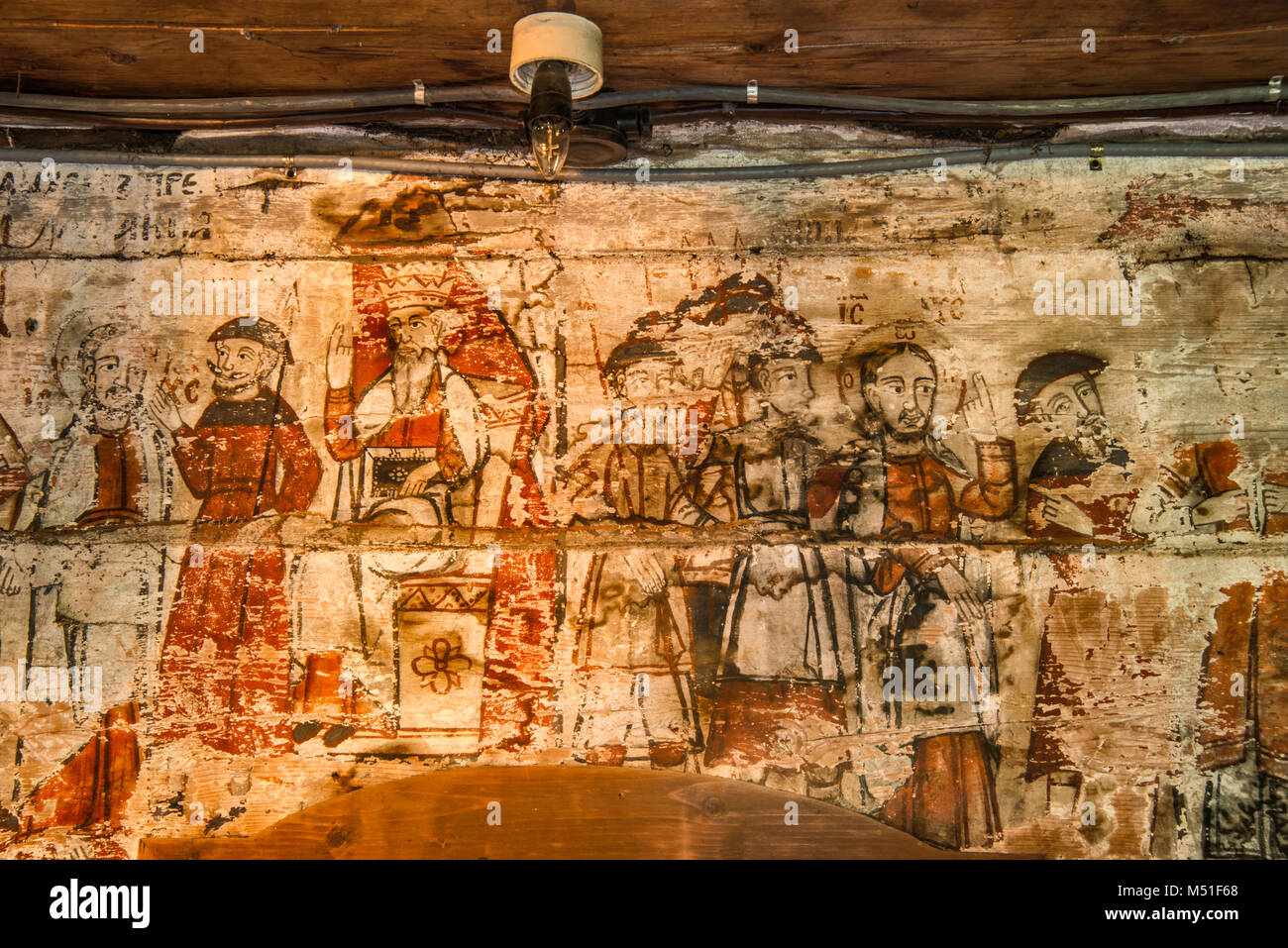 Peintures murales de l'Église à Saint Parascheva dans Dr. Gianna Porri Budesti (Budesti supérieur), l'église en bois, construite en 1532, au village de Budesti Maramures, Roumanie Banque D'Images