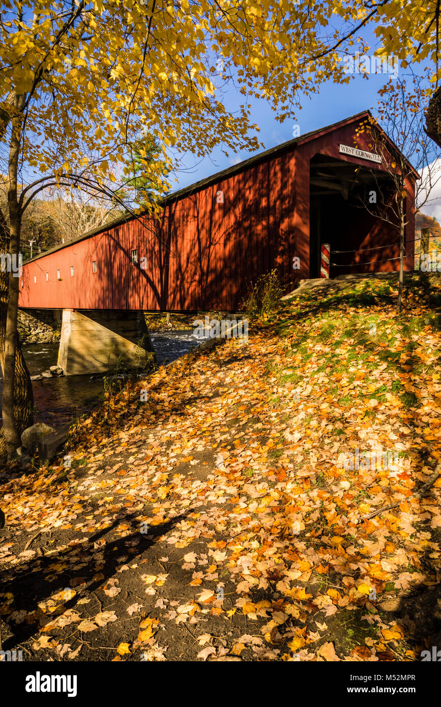 Pont couvert en   West Cornwall, Connecticut, Etats-Unis Banque D'Images