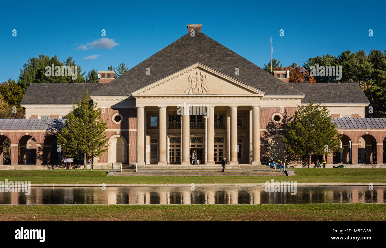 Roosevelt et baignoire Spa a ouvert en 1935 et sert encore Gideon Putnam resort à Saratoga Springs, NY, USA. Banque D'Images