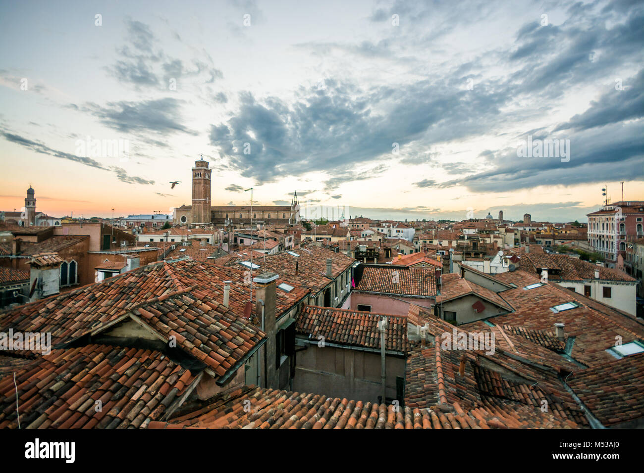 Un beau coucher de soleil / Lever du soleil donnant sur la magnifique ville de Venise, Italie, Europe venisia, 2016 des vacances Banque D'Images