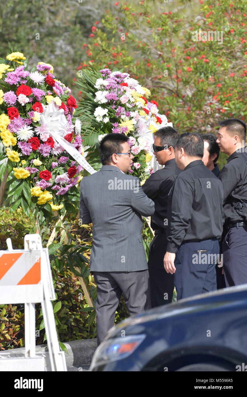 Fort Lauderdale, Floride, USA. 20 Février, 2018. Peter Wang, 15 ans, qui a été parmi les 17 personnes tuées par un homme armé à l'école secondaire Marjory Stoneman Douglas dans un parc, en Floride, a été admis à la classe de 2025 à son rêve, l'école de l'Académie de West Point. Il y avait un service commémoratif pour lui à Kraeer salon funéraire et d'incinération et centre de il a été mis au repos à Bailey Memorial Gardens le 20 février 2018 personnes : Peter Wang Credit : tempêtes Media Group/Alamy Live News Banque D'Images