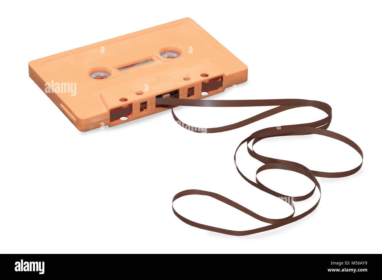 Orange vintage cassette audio avec bande magnétique isolated over white Banque D'Images