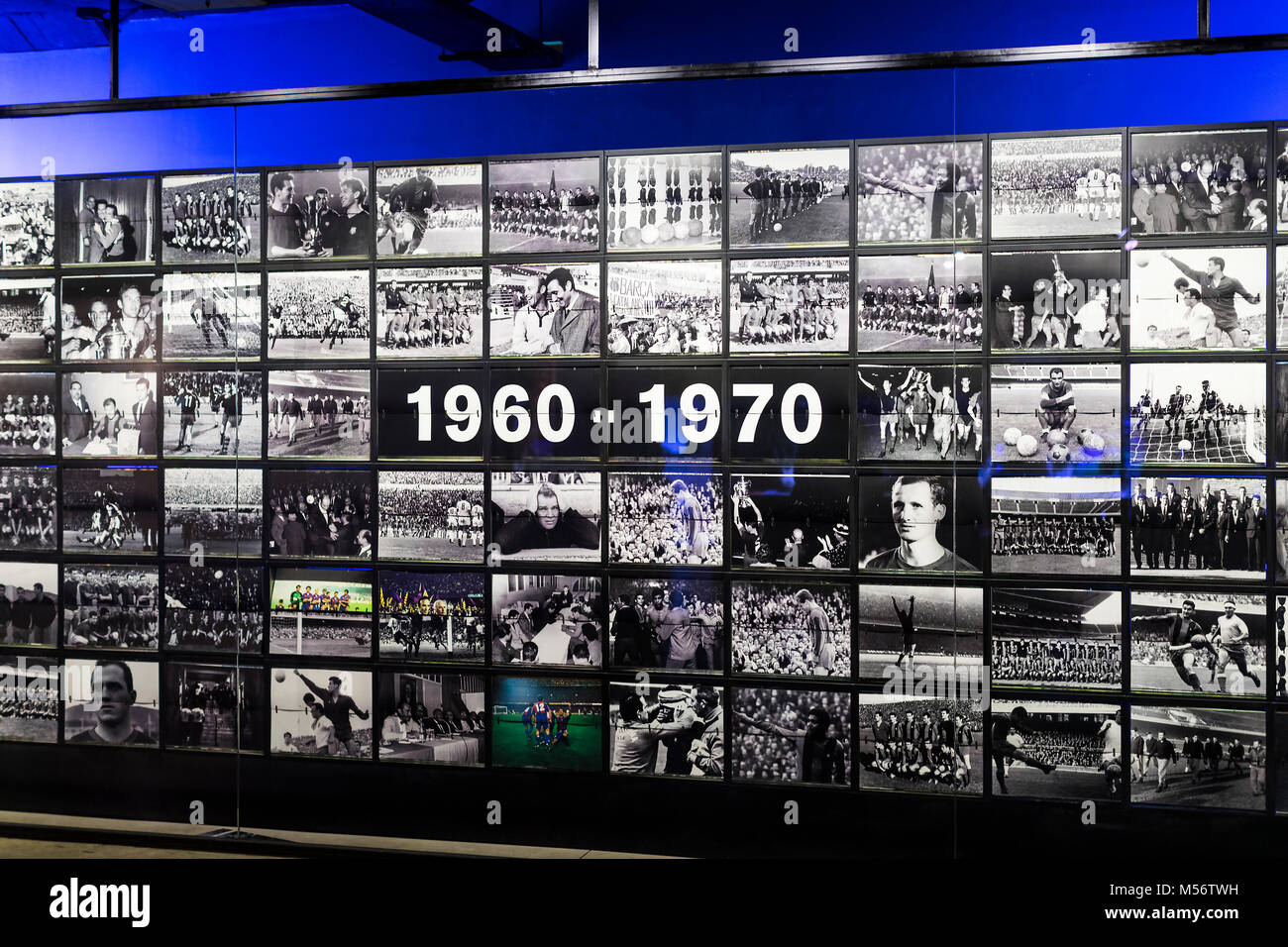 Barcelone, Espagne - 12 janvier 2018 : Le musée de trophées des coupelles et des bourses de l'équipe de FC Barcelone dans le Camp Nou. Banque D'Images