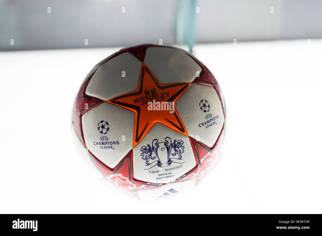 Barcelone, Espagne - 12 janvier 2018 : Le musée de trophées des coupelles et des bourses de l'équipe de FC Barcelone dans le Camp Nou. Banque D'Images