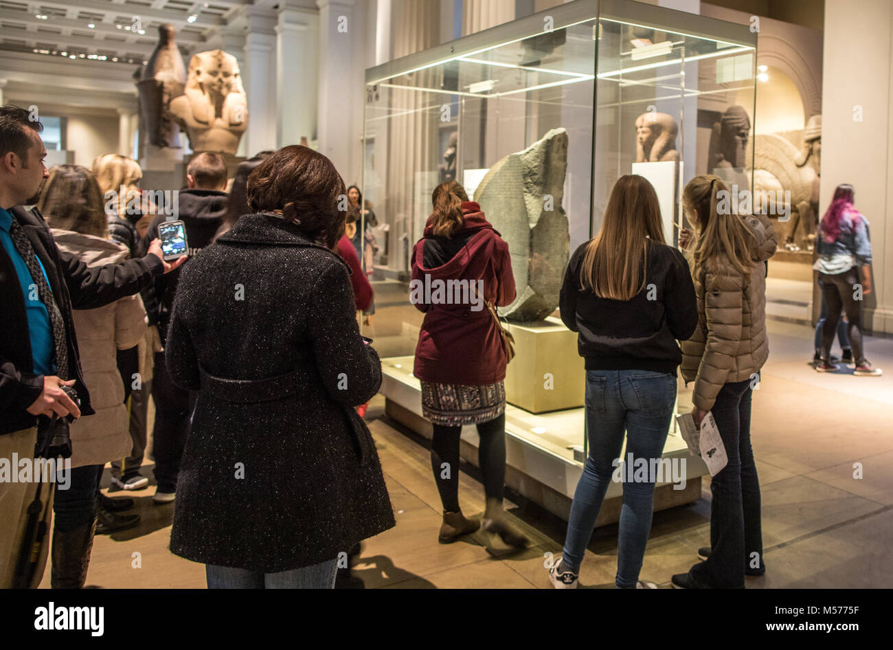La pierre de Rosette au British Museum London UK Banque D'Images