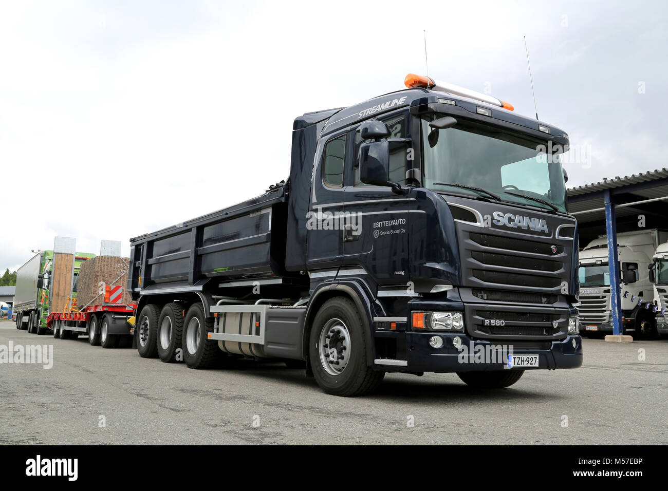 Scania v8 Banque de photographies et d’images à haute résolution - Alamy