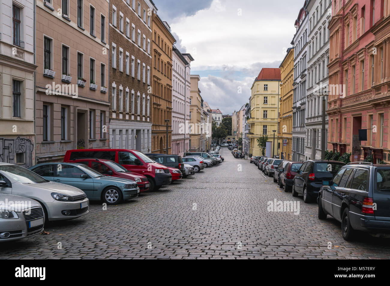 Une belle rue de Berlin. Banque D'Images
