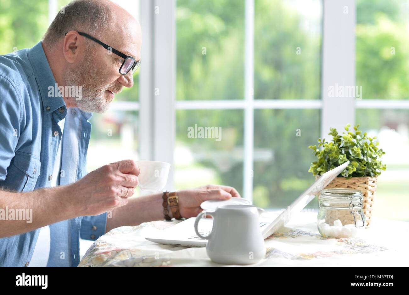 Senior Banque D'Images