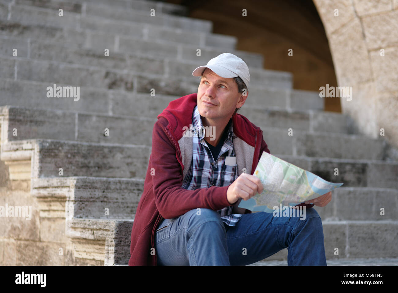 Plan touristique de la ville d'assise sur un escalier à Rhodes Banque D'Images