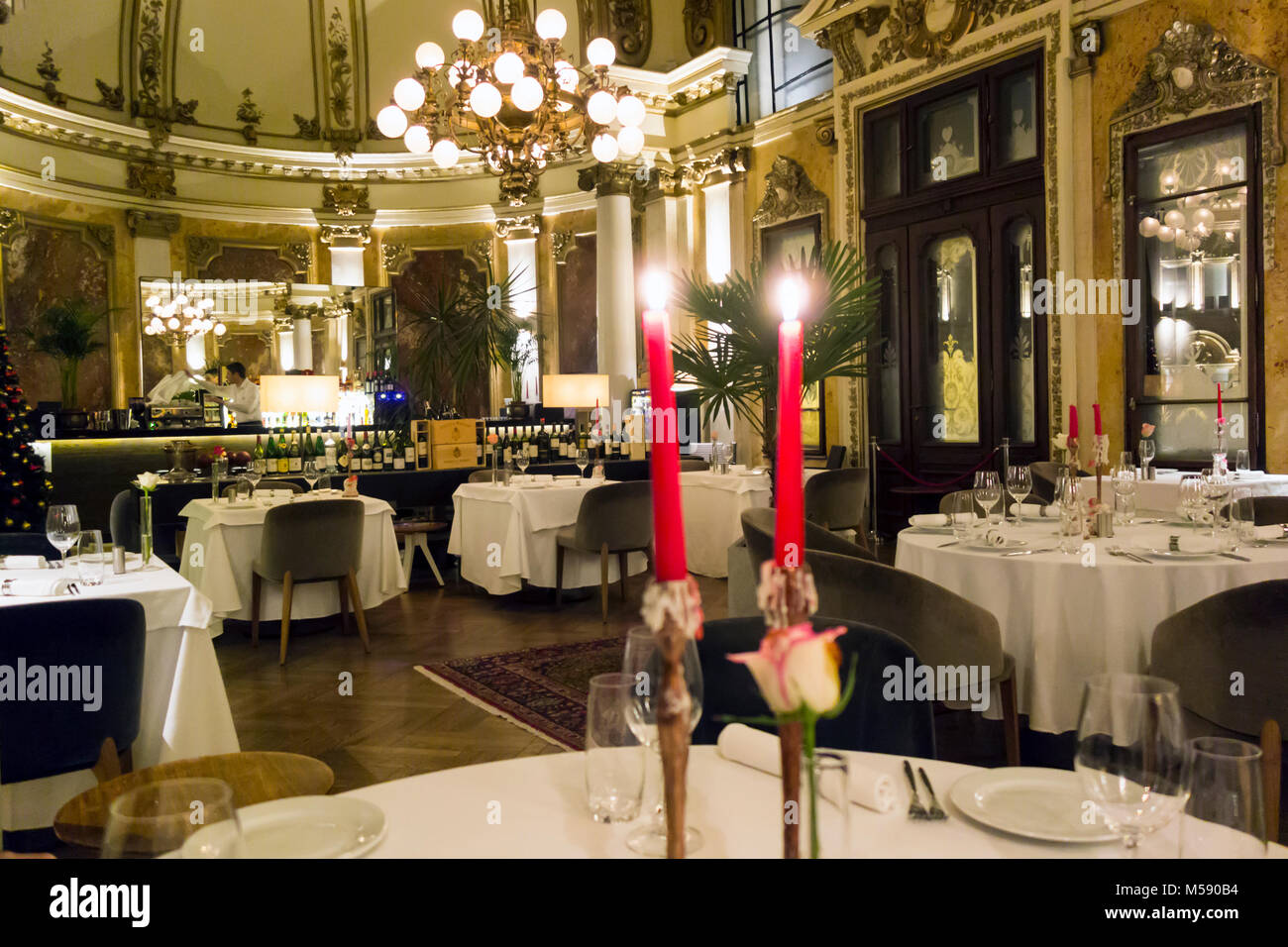 L'intérieur du salon 1905, un restaurant gastronomique à Belgrade, Serbie Banque D'Images