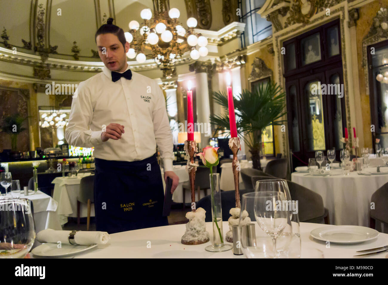 L'intérieur du salon 1905, un restaurant gastronomique à Belgrade, Serbie Banque D'Images
