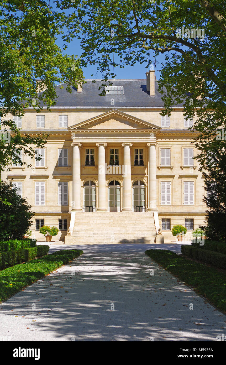 Château Margaux est un célèbre domaine viticole du vin de Bordeaux. vignoble français. Banque D'Images
