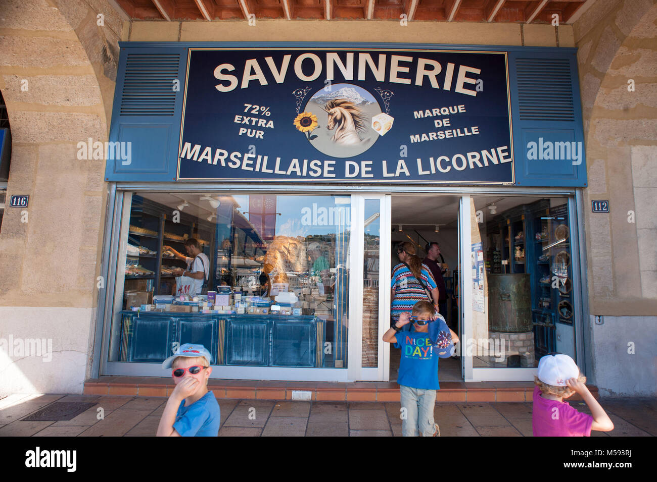 Marseille, France. Boutique du savon de Marseille, Vieux Port Photo Stock -  Alamy