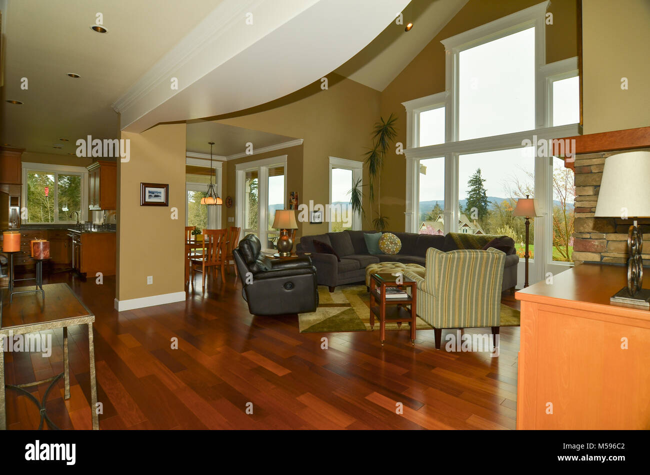 Country Estate Home Design & Décor, dans le Nord-Ouest du Pacifique, États-Unis Banque D'Images