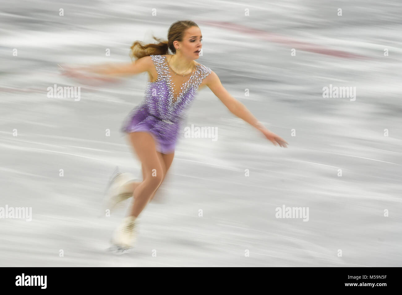 Pyeongchang, Corée. Feb 21, 2018. Isadora Williams du Brésil en compétition en danse libre à Gangneung Ice Arena, Gangneung, Corée du Sud. Credit : Cal Sport Media/Alamy Live News Banque D'Images