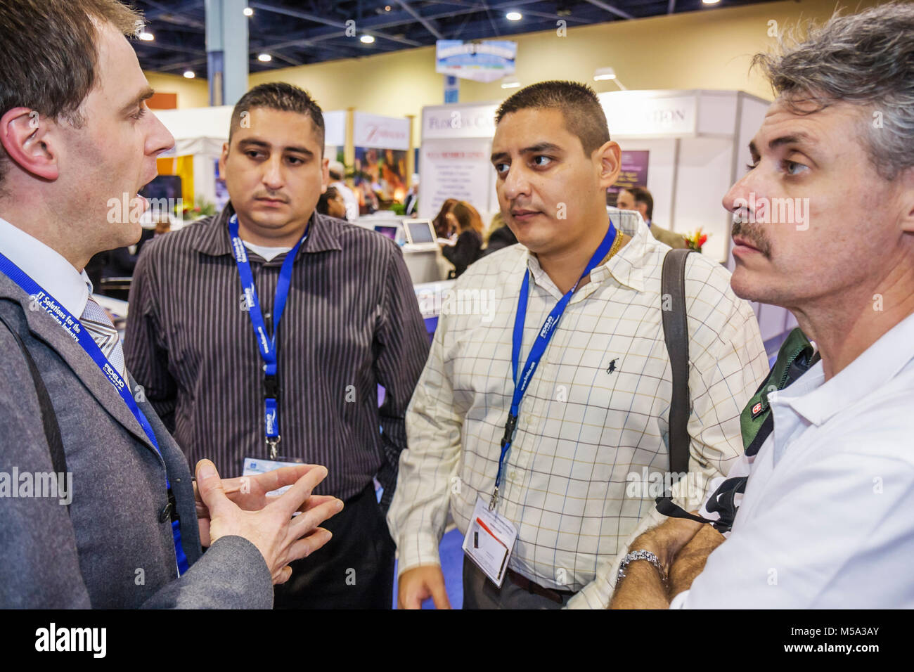 Miami Beach Florida,Convention Center,centre,Centre,Sea Watertrade Cruise Shipping,salon,spécial,fournisseurs,négocier,hispanique latin Latino ethnique Banque D'Images