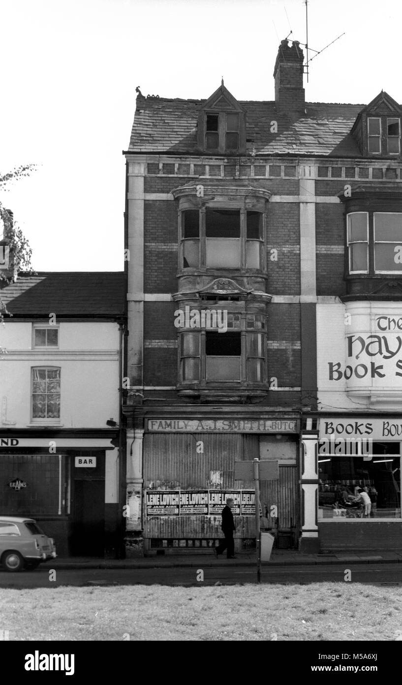 Royaume-uni, Pays de Galles, Cardiff, Centre-ville, la rue Bridge, ancienne boucherie, préalablement à la démolition en 1970 Banque D'Images