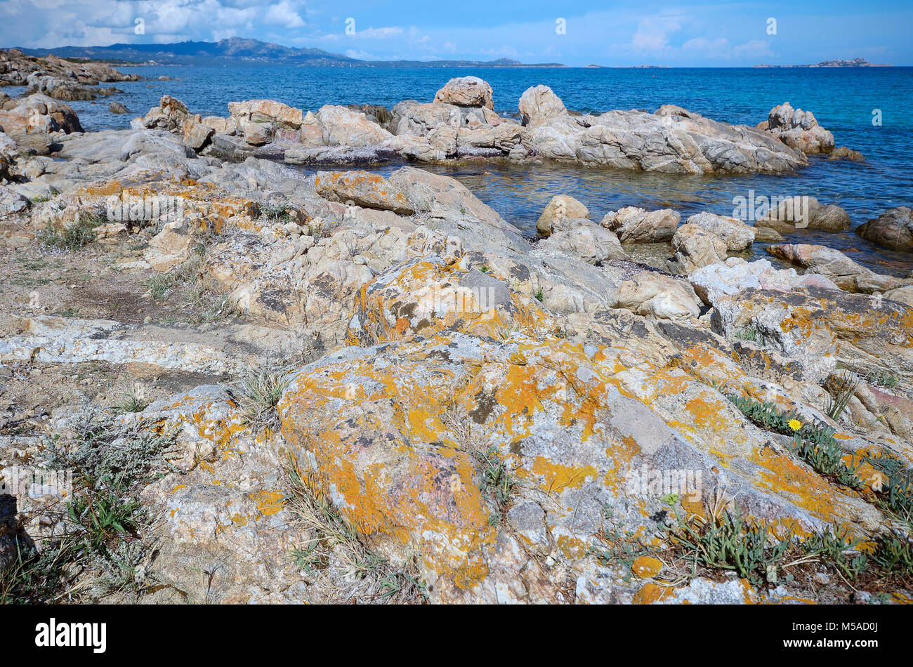 La Sardaigne, Italie : une plage dans le Golfo di Marinella près de Golfo Aranci Banque D'Images