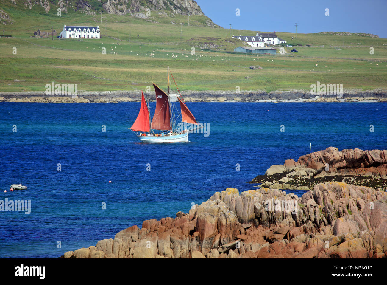Bateau de pêche en bois traditionnel, Birthe Marie, qui propose des excursions d'Iona, dans le son d'Iona, Hébrides intérieures, Ecosse Banque D'Images