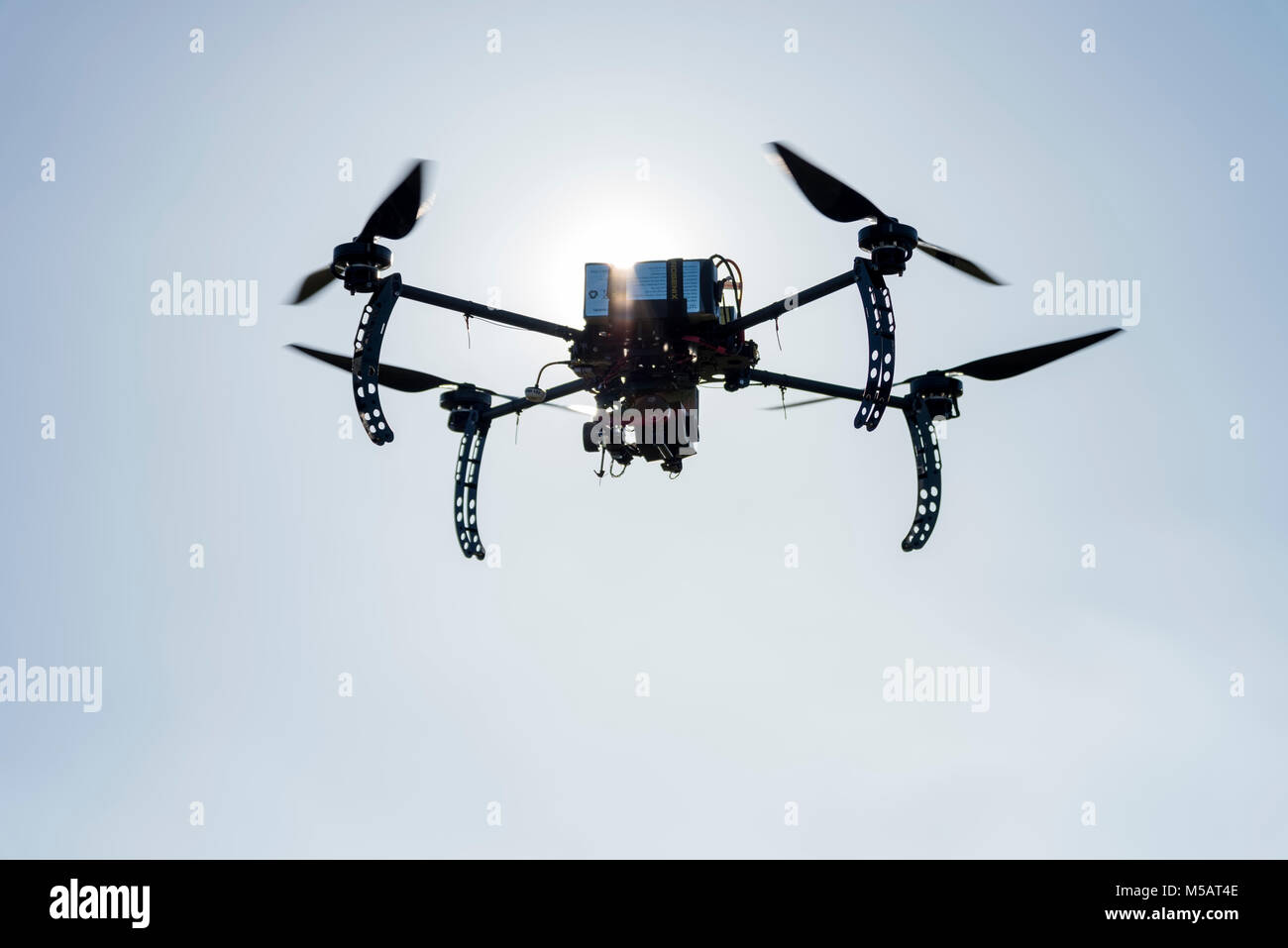 Surveillance drone Banque de photographies et d’images à haute ...