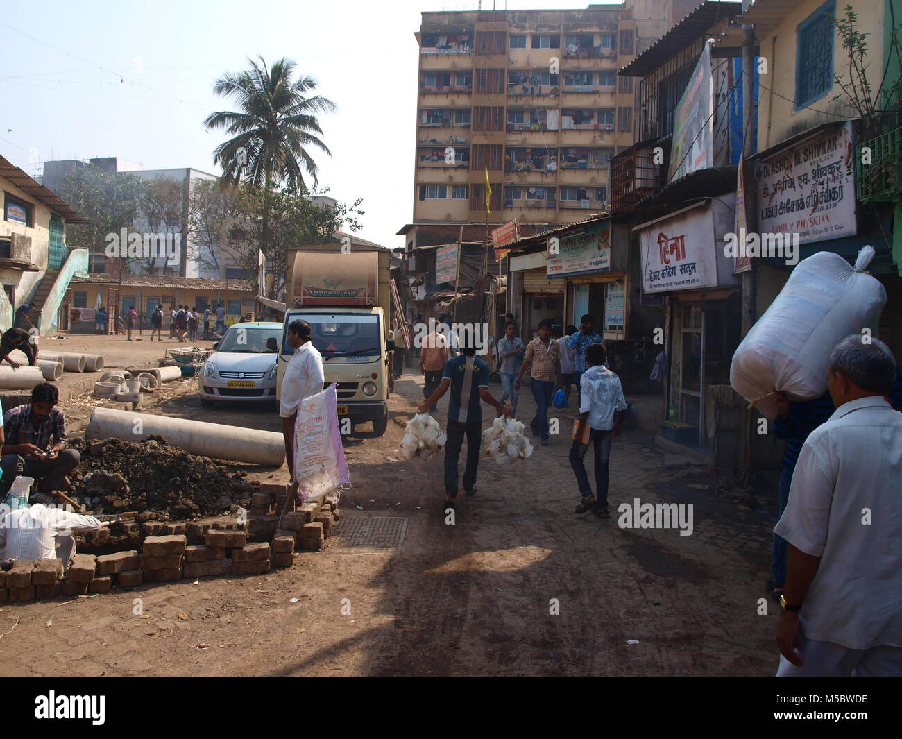 La vie quotidienne dans les bidonvilles de Mumbai, Banque D'Images