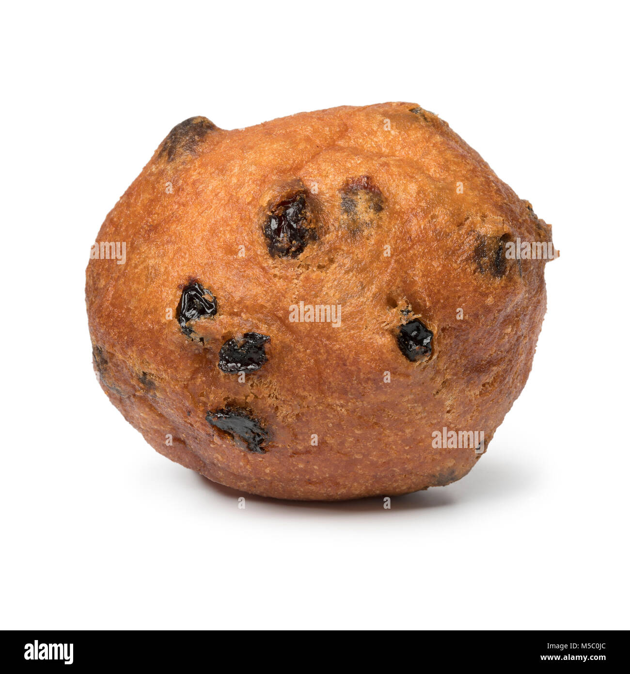 Seul oliebol néerlandais traditionnel,pâtisserie pour le réveillon du Nouvel An isolé sur fond blanc Banque D'Images