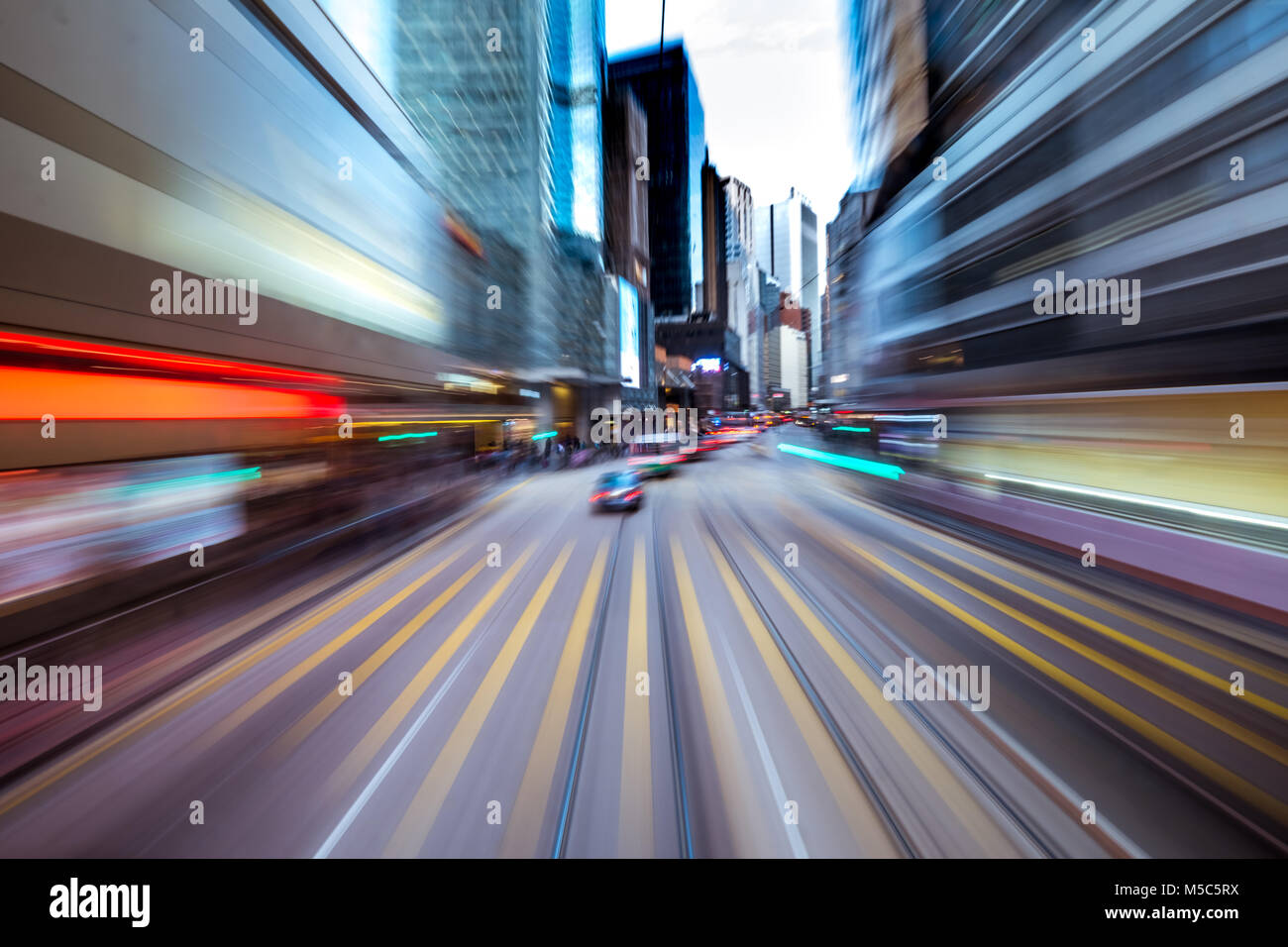 Blurred Motion billet dans le quartier des affaires de Hong Kong Banque D'Images