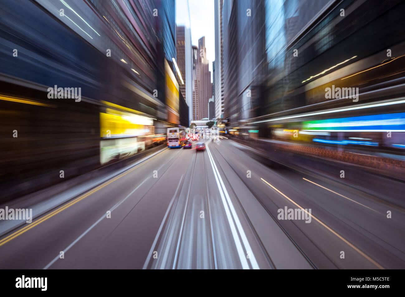 Blurred Motion billet dans le quartier des affaires de Hong Kong Banque D'Images