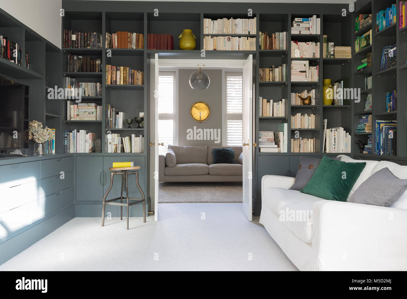 Luxury home vitrine library Banque D'Images