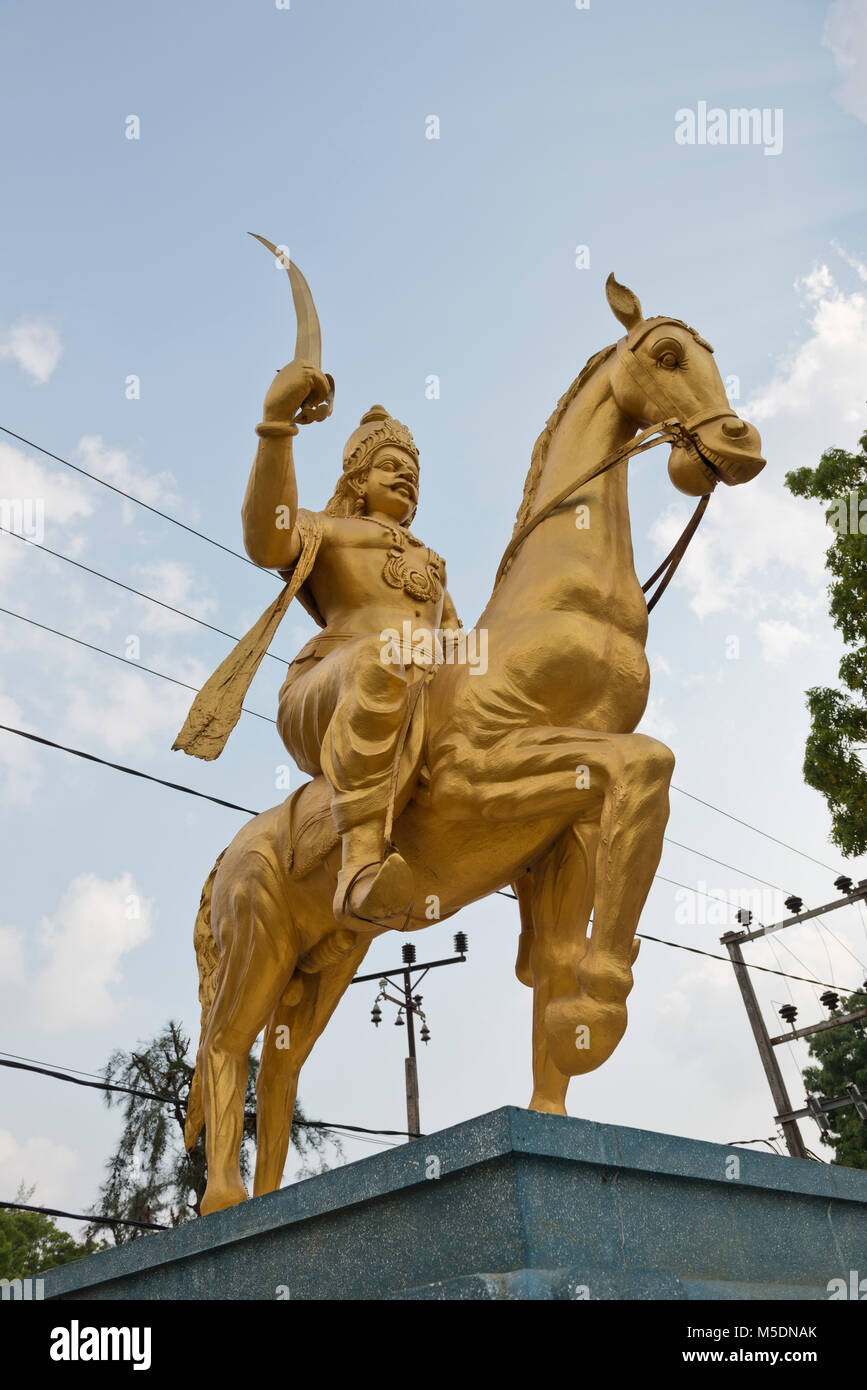 Sri Lanka, la région, l'Asie, Jaffna, statue, Golden, horse Banque D'Images