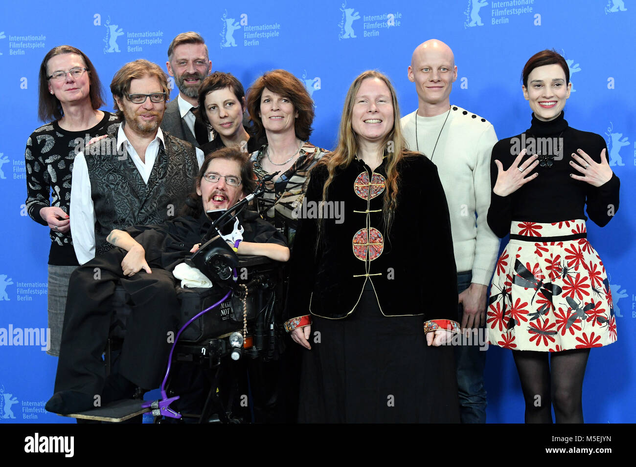 22 février 2018 Allemagne, Berlin : conférence de presse, "Ne me touche pas' acteurs : Hanna Hofmann (L-R), l'amour, Seani Dirk Lange, directeur Adina Pintilie, acteurs Christian Bayerlein, Laura Benson, Grit, Tomas Lemarquis Uhlemann et Irmena Chichikova. Le film fait partie de la Berlinale la concurrence. Photo : Maurizio Gambarini/dpa Banque D'Images