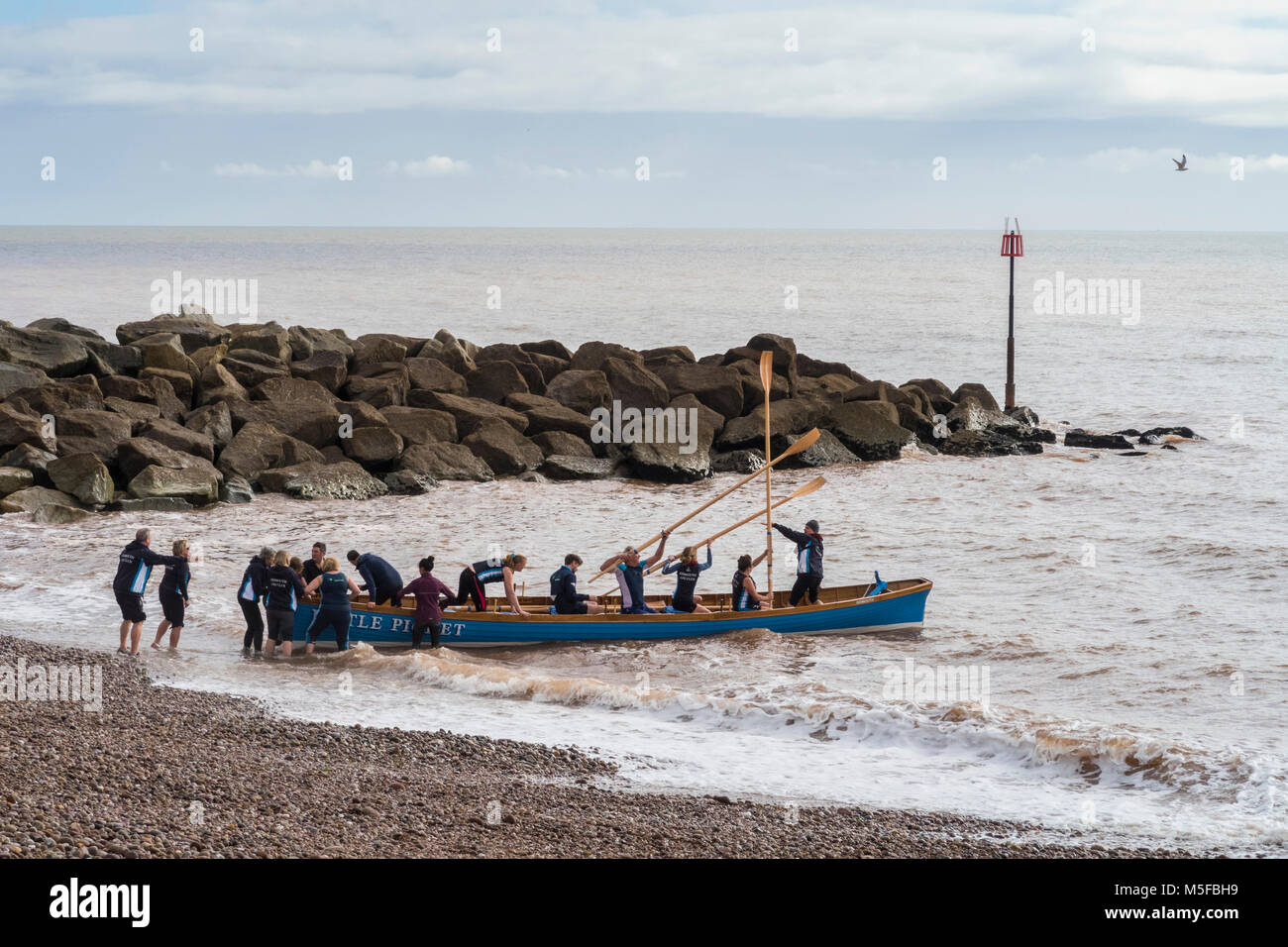 Le lancement d'un nouveau projet pilote bateau Concert la 'petite' de piquetage à Sidmouth, Devon Banque D'Images