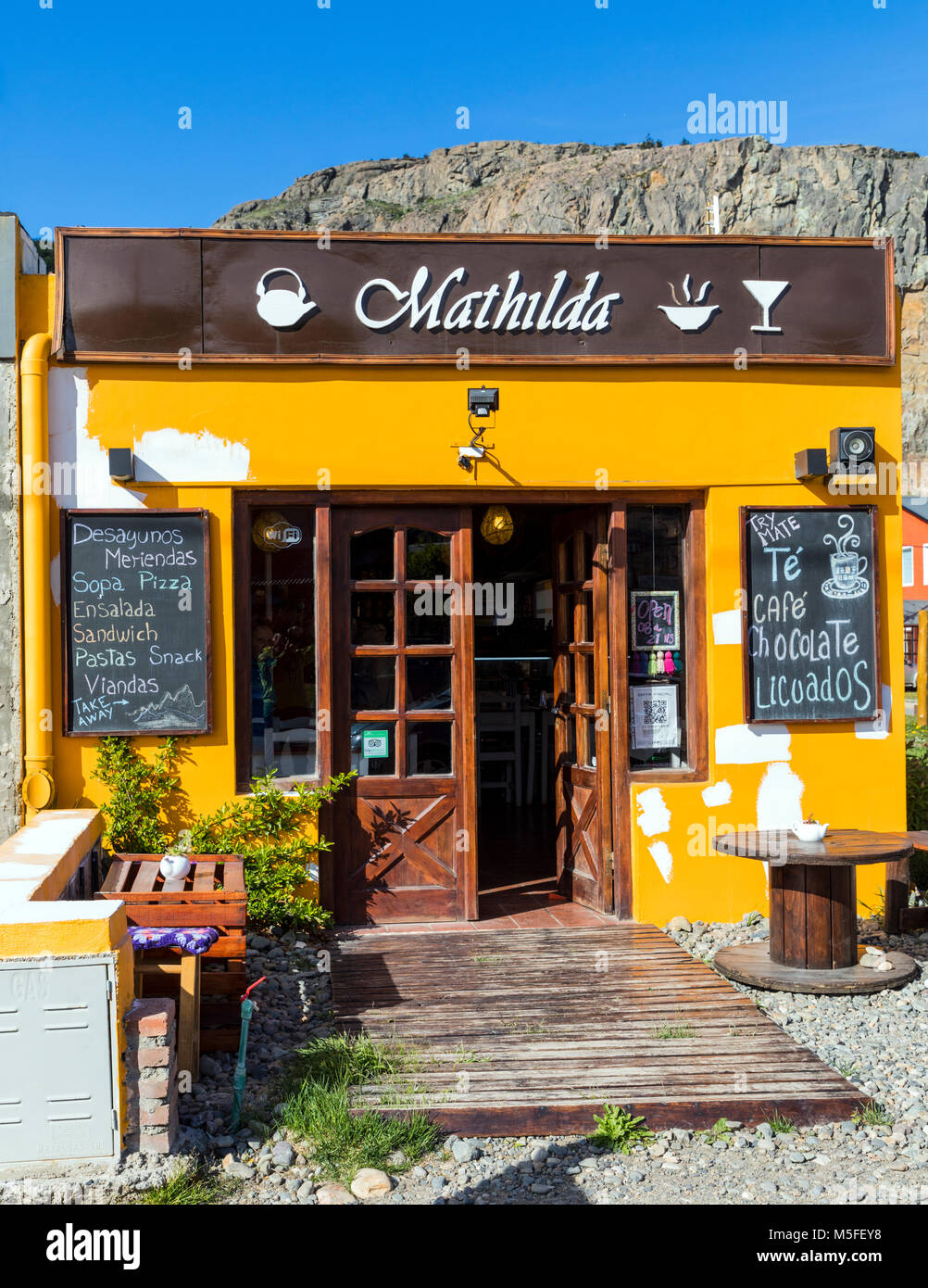 Mathilda cafe ; petit village d'El Chalten ; point de départ pour le Cerro Torre et le Cerro Fitz Roy, Patagonie, Argentine Banque D'Images