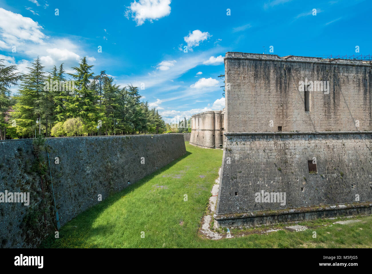 L'Aquila, Italie - Le centre historique de la capitale des Abruzzes, en Italie centrale, détruit par un séisme en 2009, maintenant en reconstruction Banque D'Images