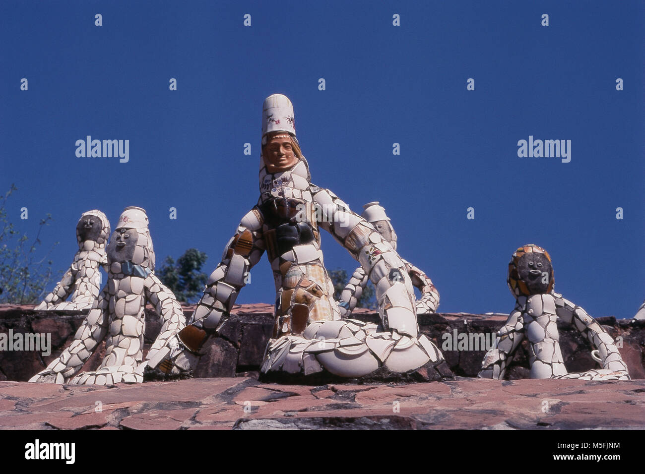 Figures humaines à Rock Garden à Chandigarh, Inde, Banque D'Images