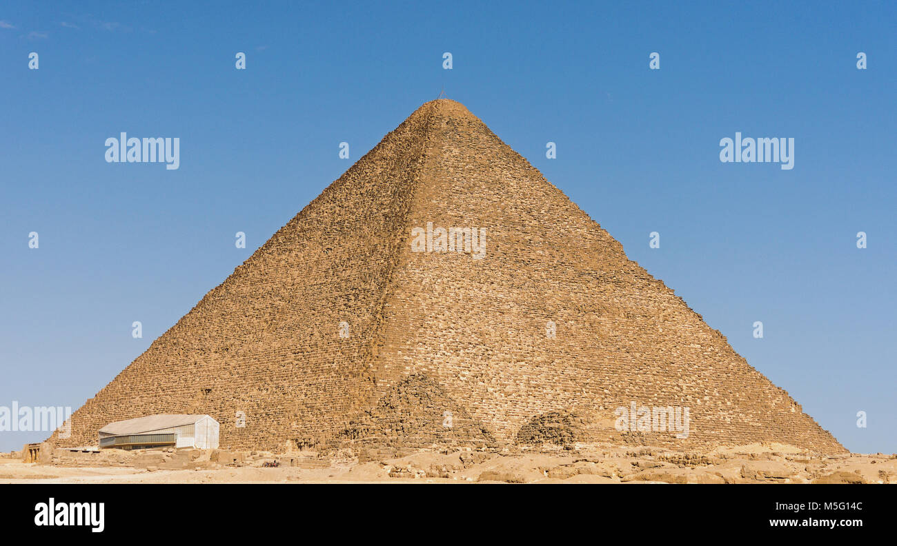 Grande pyramide de Khéops. Plateau de Gizeh, Le Caire, Égypte. Banque D'Images