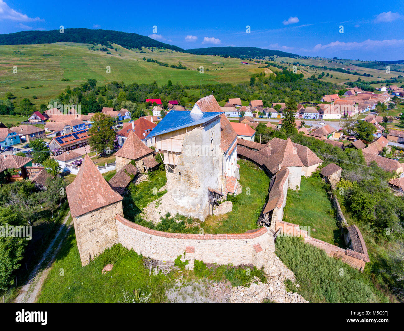 Roades Église saxonne fortifiée en Transylvanie Roumanie près de Sighisoara et Biertan Banque D'Images