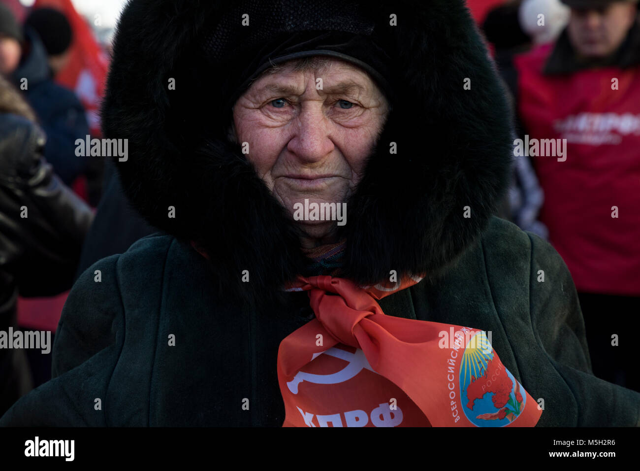 Moscou, Russie. Feb 23, 2018. Les participants de la marche en l'honneur du 100e anniversaire de l'Armée Rouge Crédit : Nikolay Vinokourov/Alamy Live News Banque D'Images