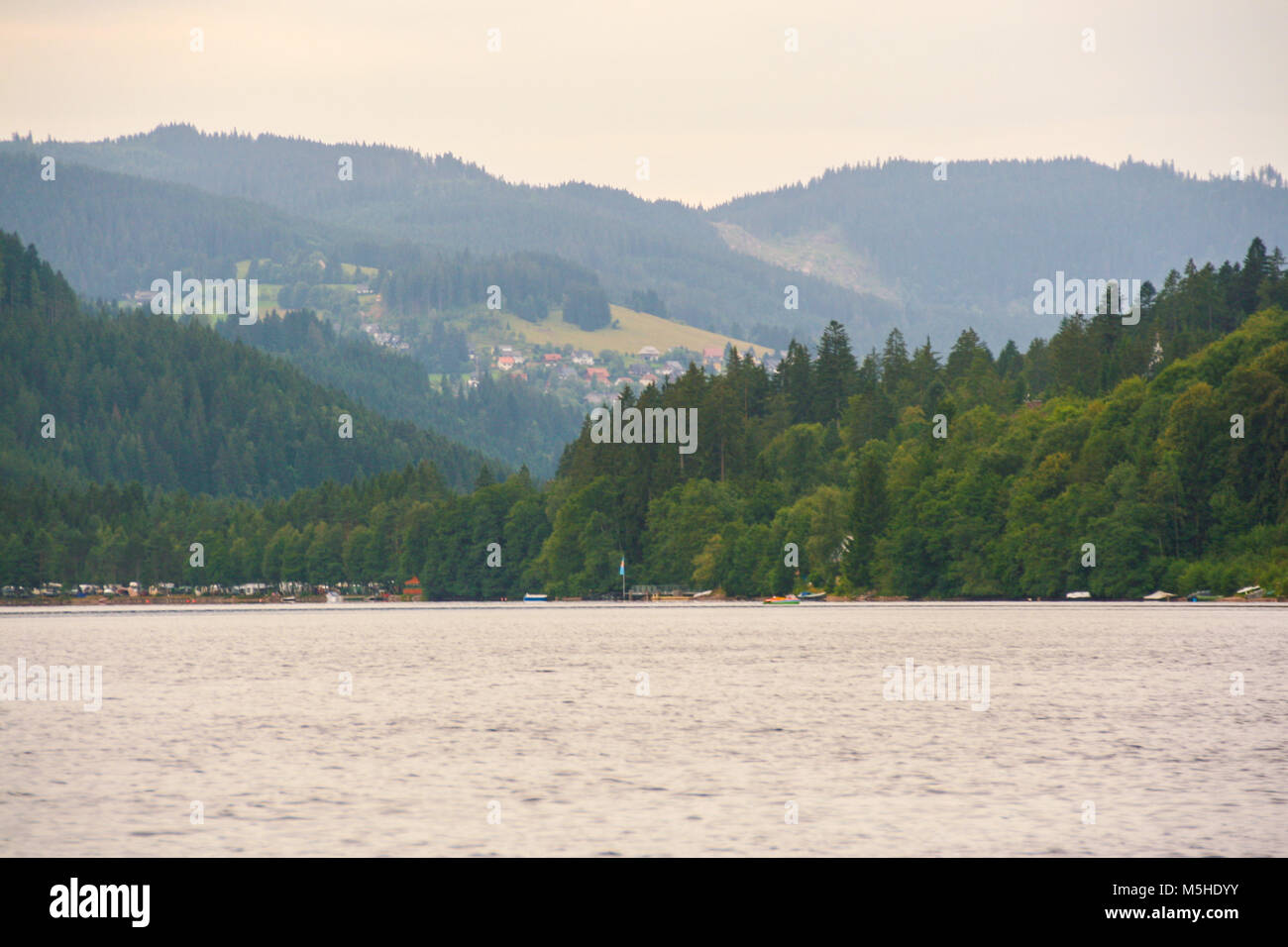 Lac de Titisee en forêt noire de Baden Wuttemberg, Allemagne Banque D'Images