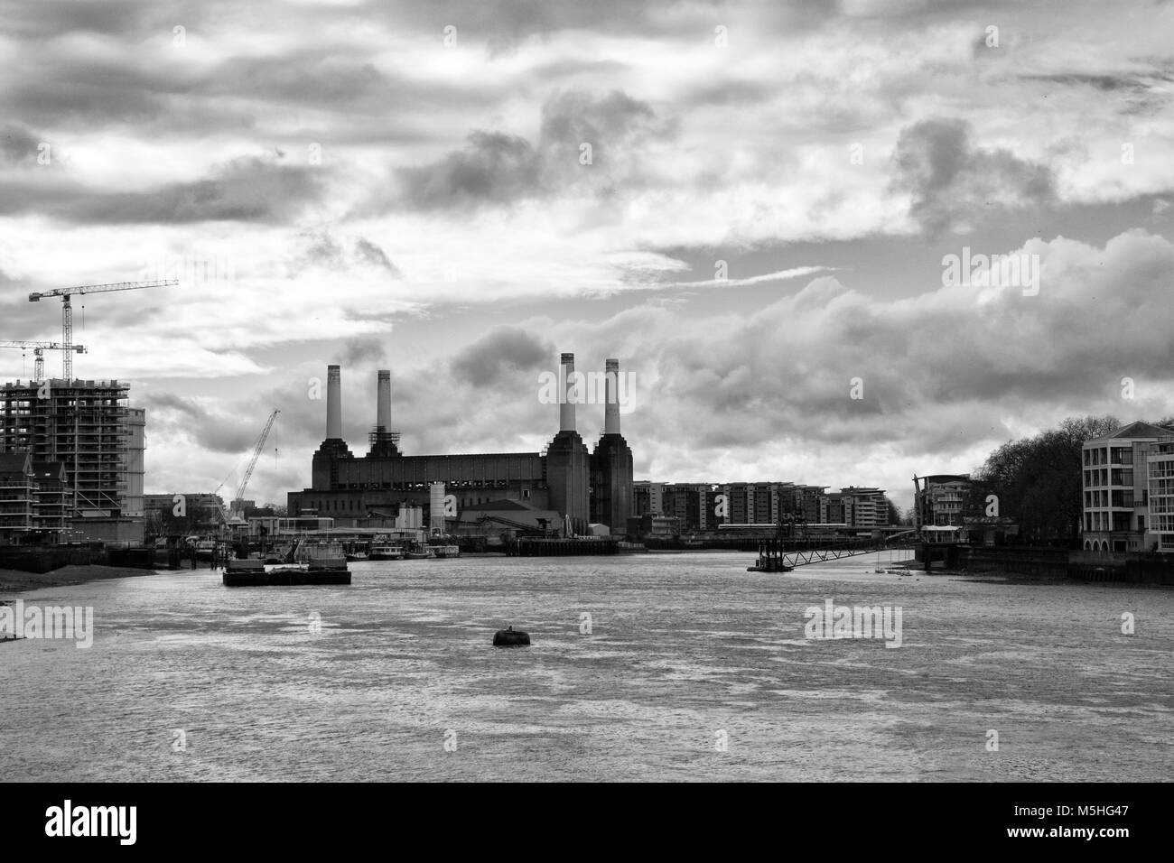 Black & Photographie de Battersea Power Station, Londres, Angleterre, Royaume-Uni. Credit : Londres Snapper Banque D'Images