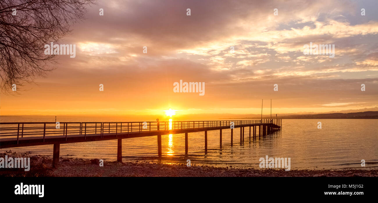 Allemagne, Bade-Wurtemberg, Constance, le lac de Constance, une promenade au lever du soleil Banque D'Images